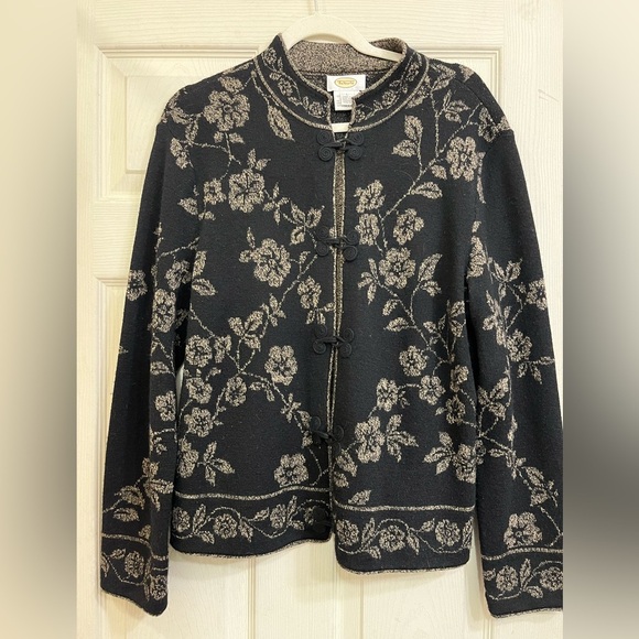 Talbots Sweaters - Vintage Talbots 100% Merino Wool Cardigan Jacket Sweater sz L. Asian Inspired